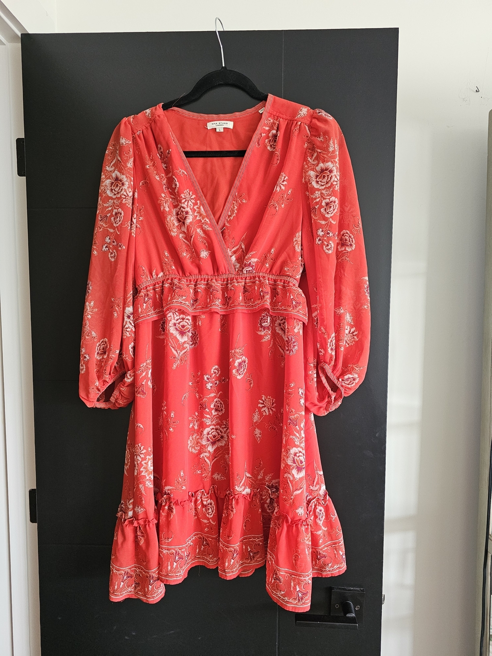 Max Studio Red Floral V-Neck Long Sleeve Dress